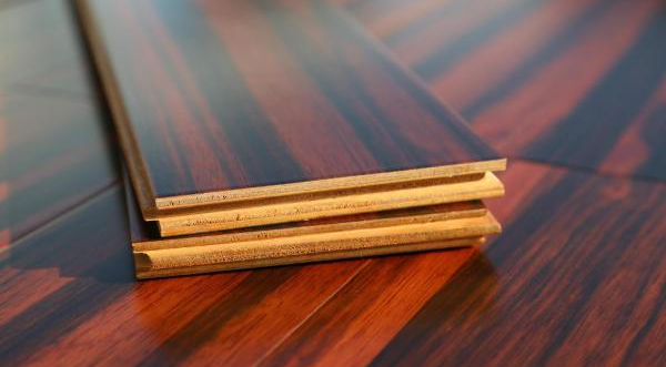 多层实木地板的铺装流程